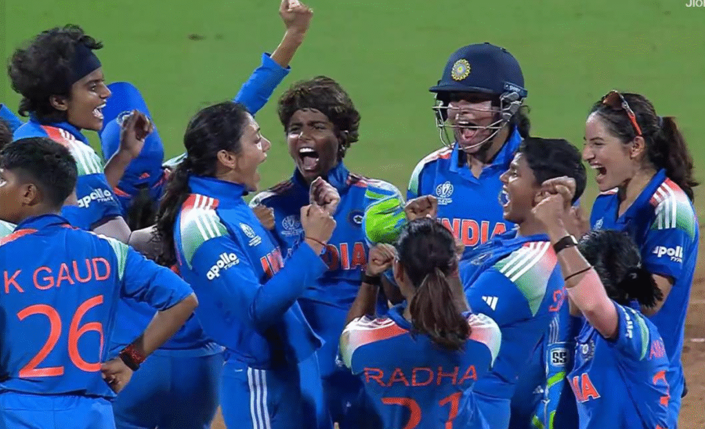 भारतीय महिला क्रिकेट टीम ने रचा इतिहास